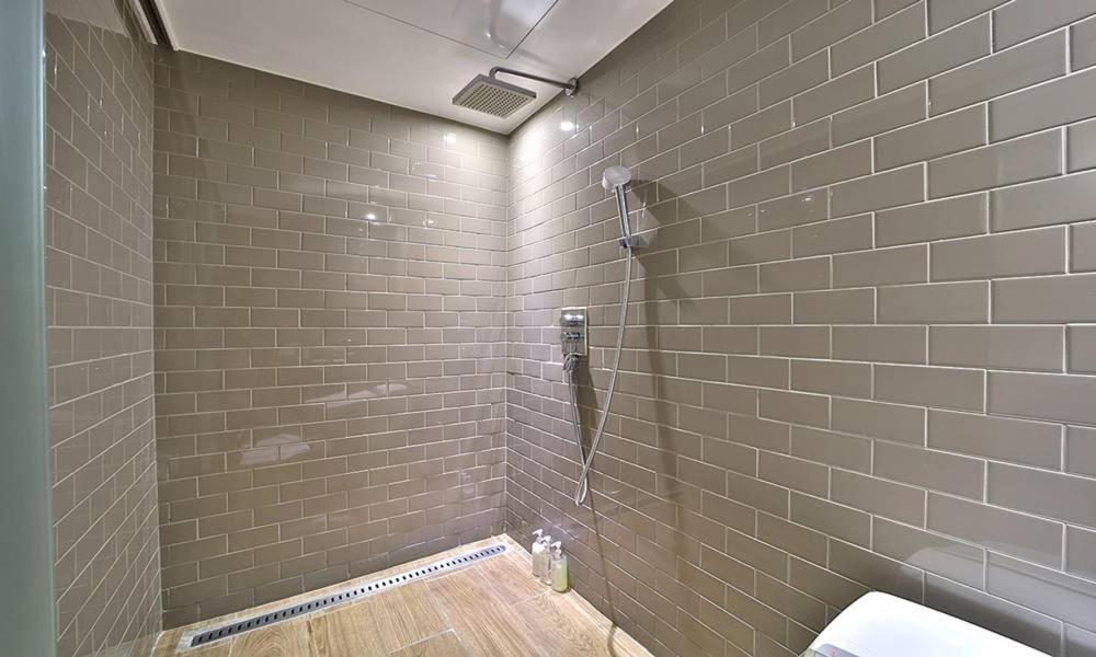ハウンド ホテル 釜山広域市 部屋 写真